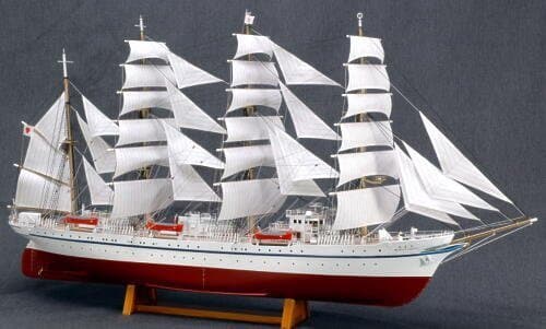 Nippon Maru w/Sails (Wooden kit)