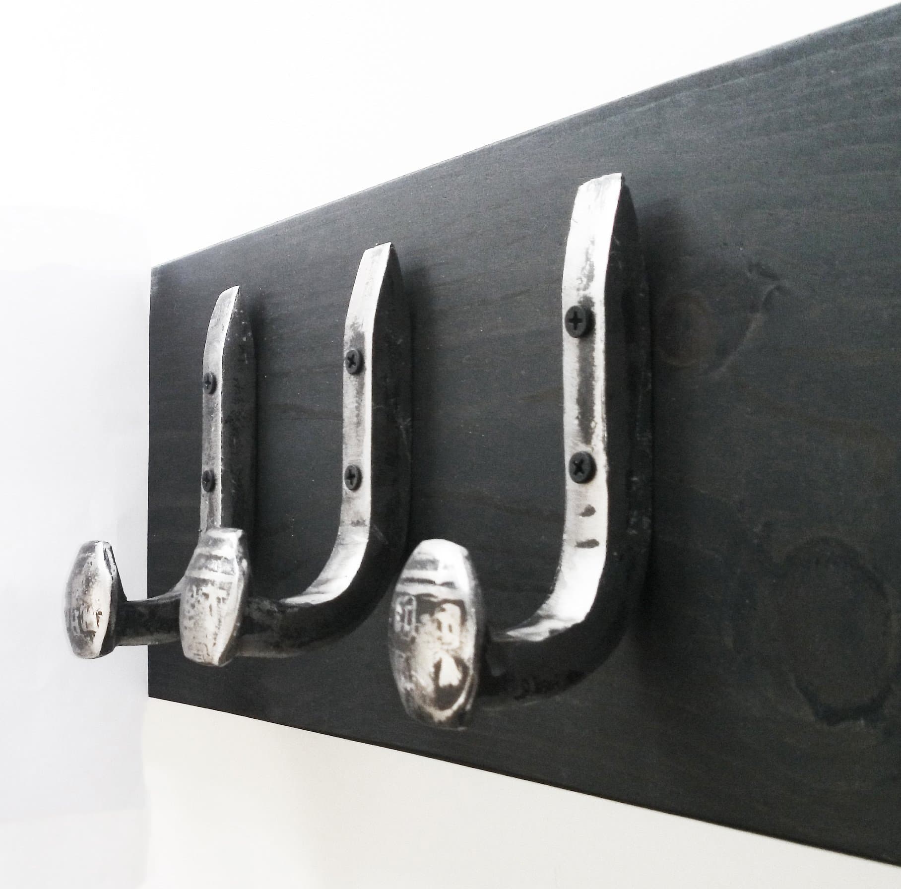 Heavy Duty Coat Hat Robe Tool Towel Hook Rail Rack Wall Mount Storage Display Rustic Holder Architectural Reclaimed Organizer Kitchen Bathroom Foyer Bedroom Closet Garden Garage Accessory Wooden Antique Vintage Metal (Black Ebony and Brushed Steel, 12" Rack Rail with 3 Railroad Spike Hooks)