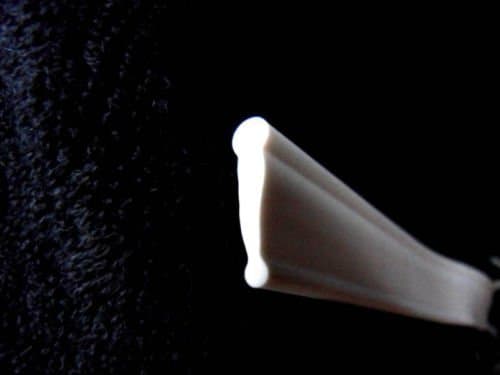 Soft rubber shower seal for folding bath screen enclosure 1.5 metre long 3 LENGTHS AVAILABLEBy Bargain Buddy by Bargain Buddy