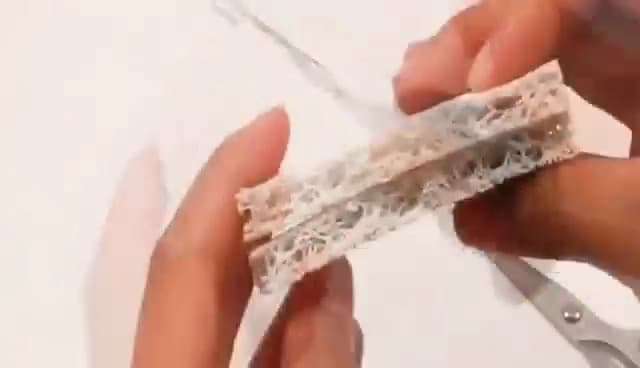 Non-Slip Soap Saver Pads - Self-Draining Soap Bar Holder for Shower, Bathroom and Travel - 4 Piece Beige Set