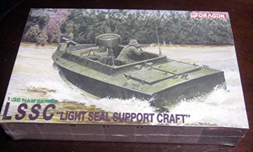 Dragon 3301 1/35 LSSC (Light Seal Support Craft)