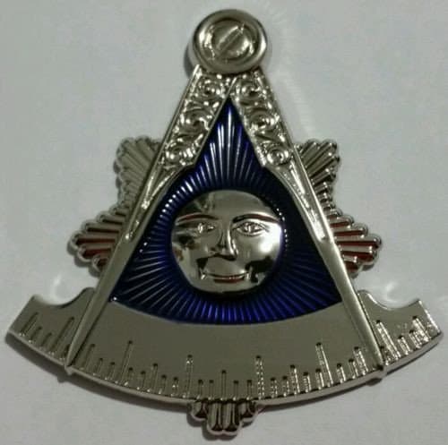Freemason Masonic Past Master Cut-Out car Emblem in Silver