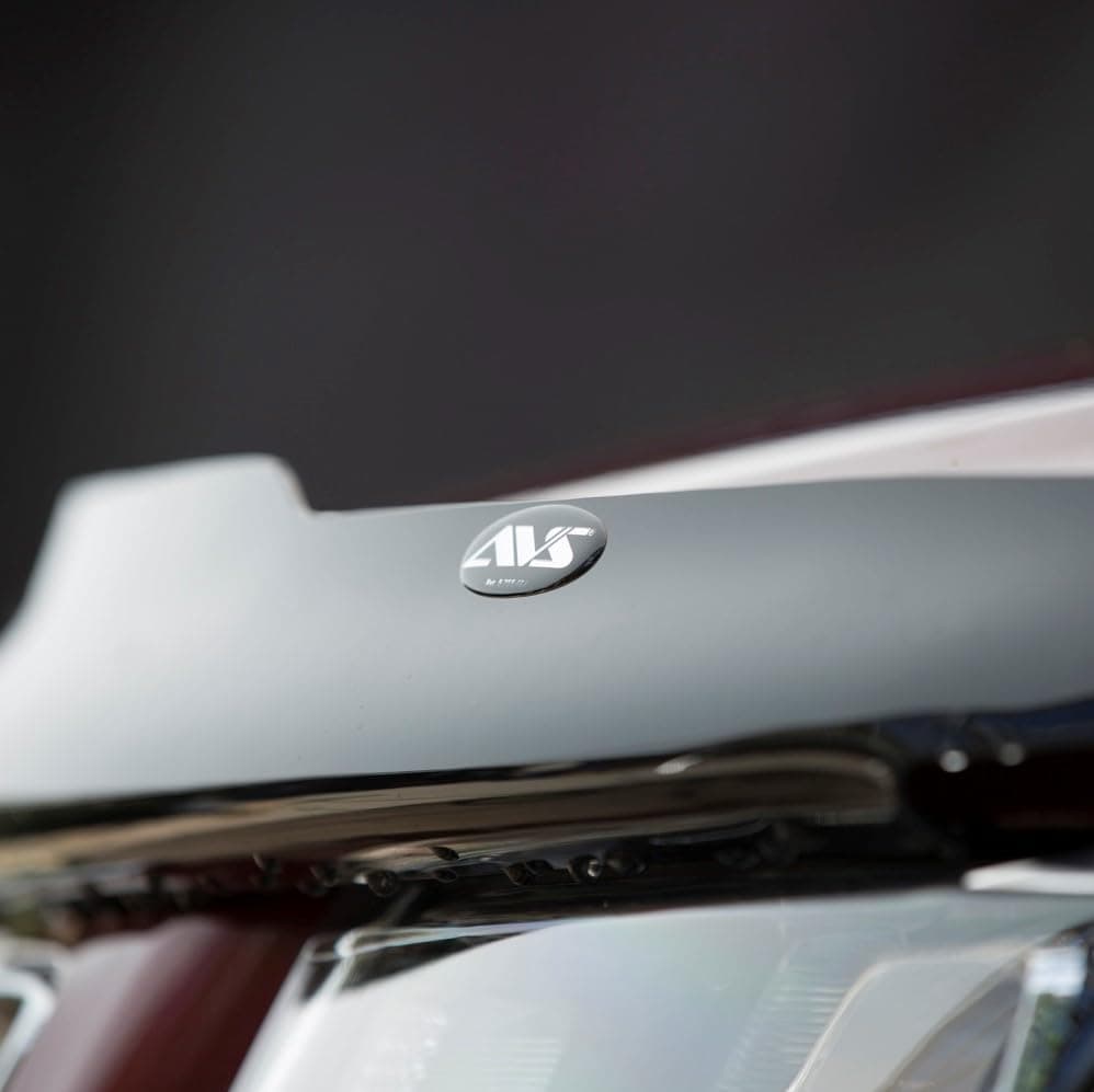 Auto Ventshade [AVS] Bugflector II Hood Shield / Protector | Fits 1996 - 2002 Chevrolet Express & GMC Savana Vans 1500-4500 | High Profile Bug Deflector - 1 pc., Dark Smoke | 25918