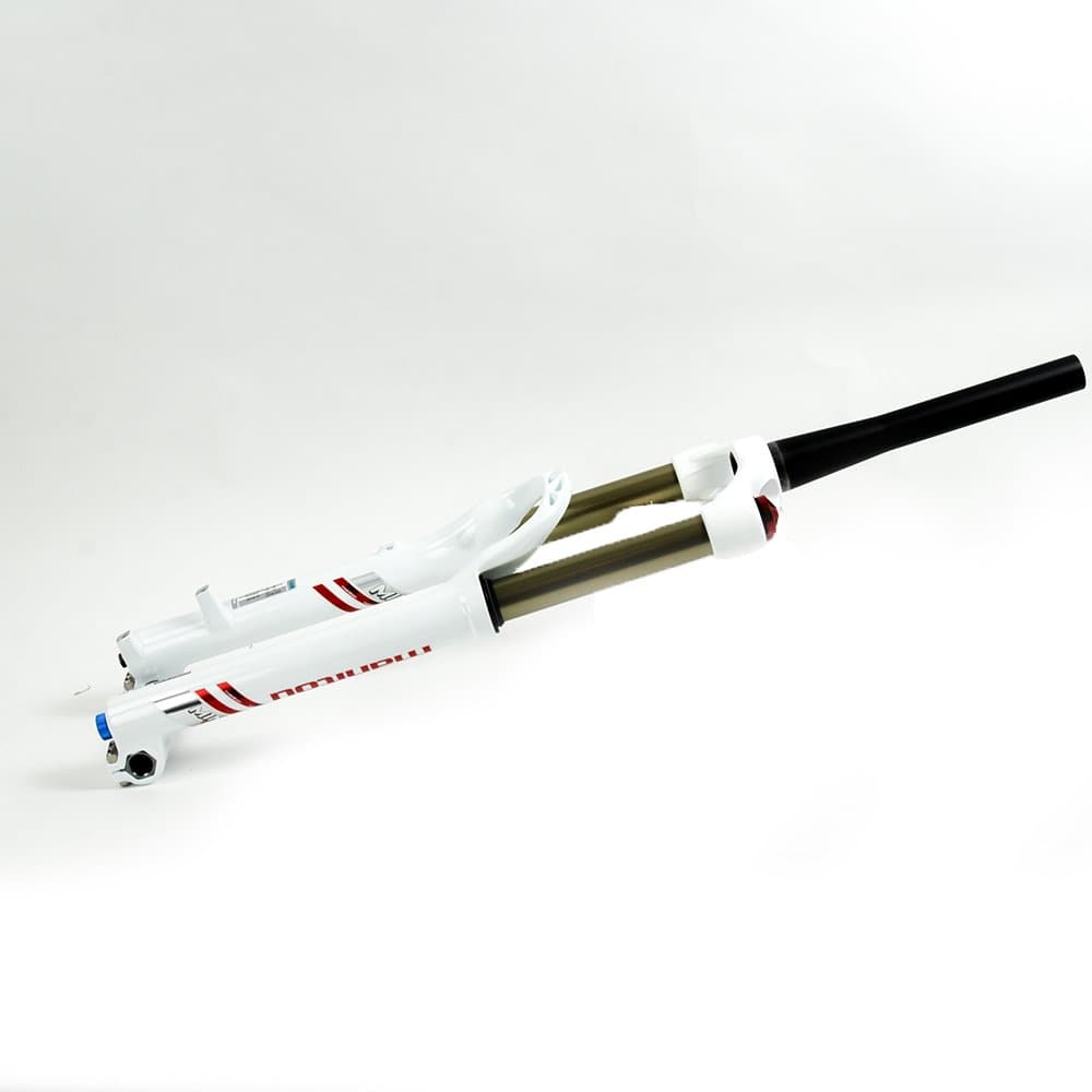 Manitou Minute Pro 1.5>1-1/8" TA-D 26" fork, 140mm - white