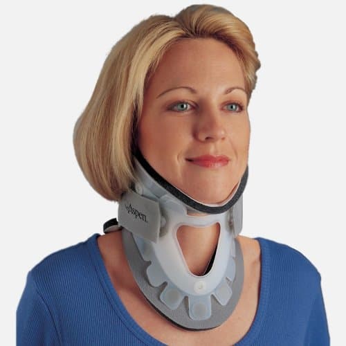 Aspen Cervical Collar - Adult Regular Plus Pads