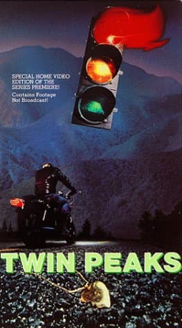 Twin Peaks - Premiere Episode [VHS]