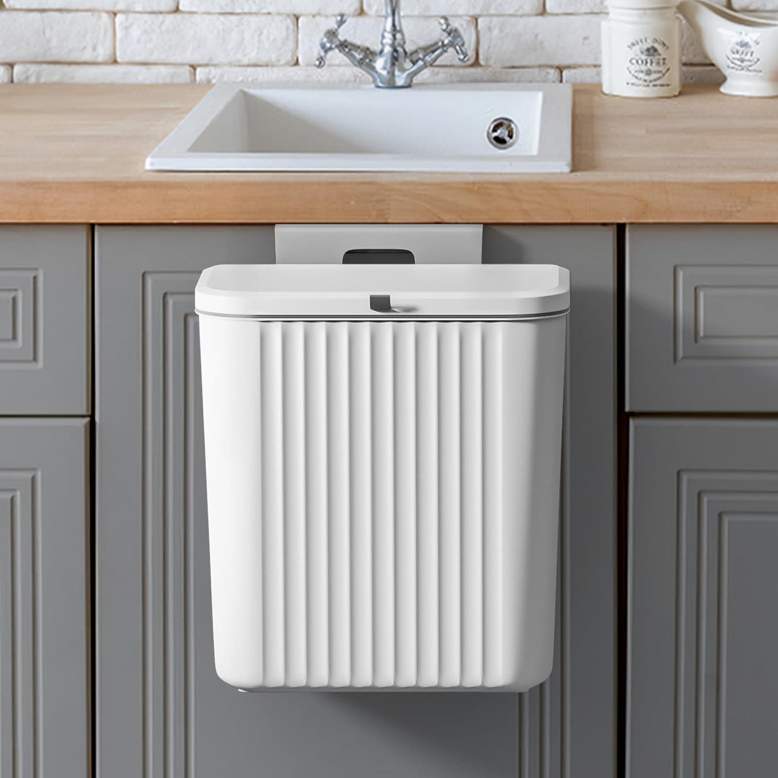 Warmiehomy Kitchen Bin 9L Hanging Trash Can with Lid Wall-mounted Compost Bin for Kitchen, Cabinet, Bathroom, 26 x 15.5 x 28.8cm