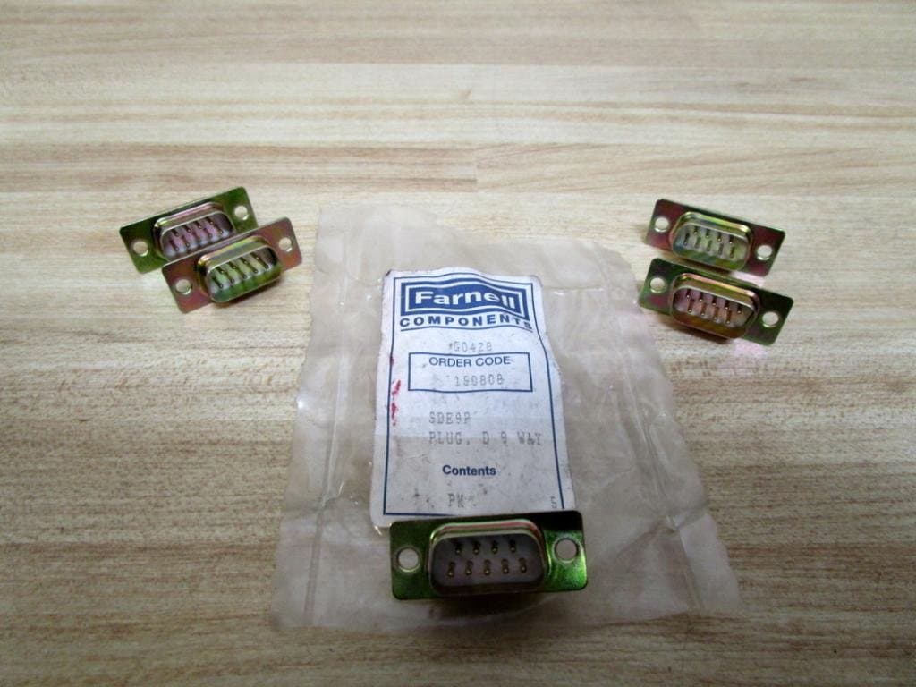 SDE9P Connector Plug SDE9P (Pack of 5)