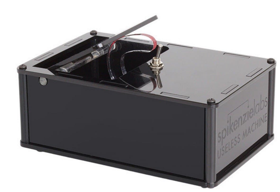 The Useless Machine - Kit