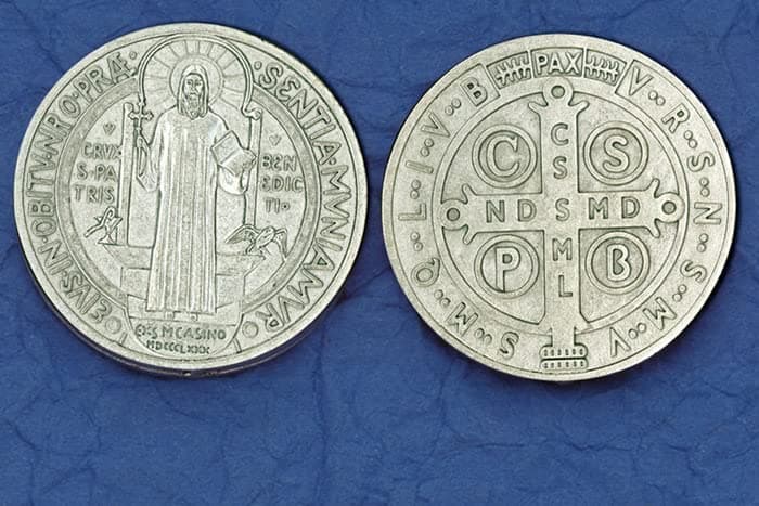 Catholic Prayer Cards St. Benedict Pocket Coin
