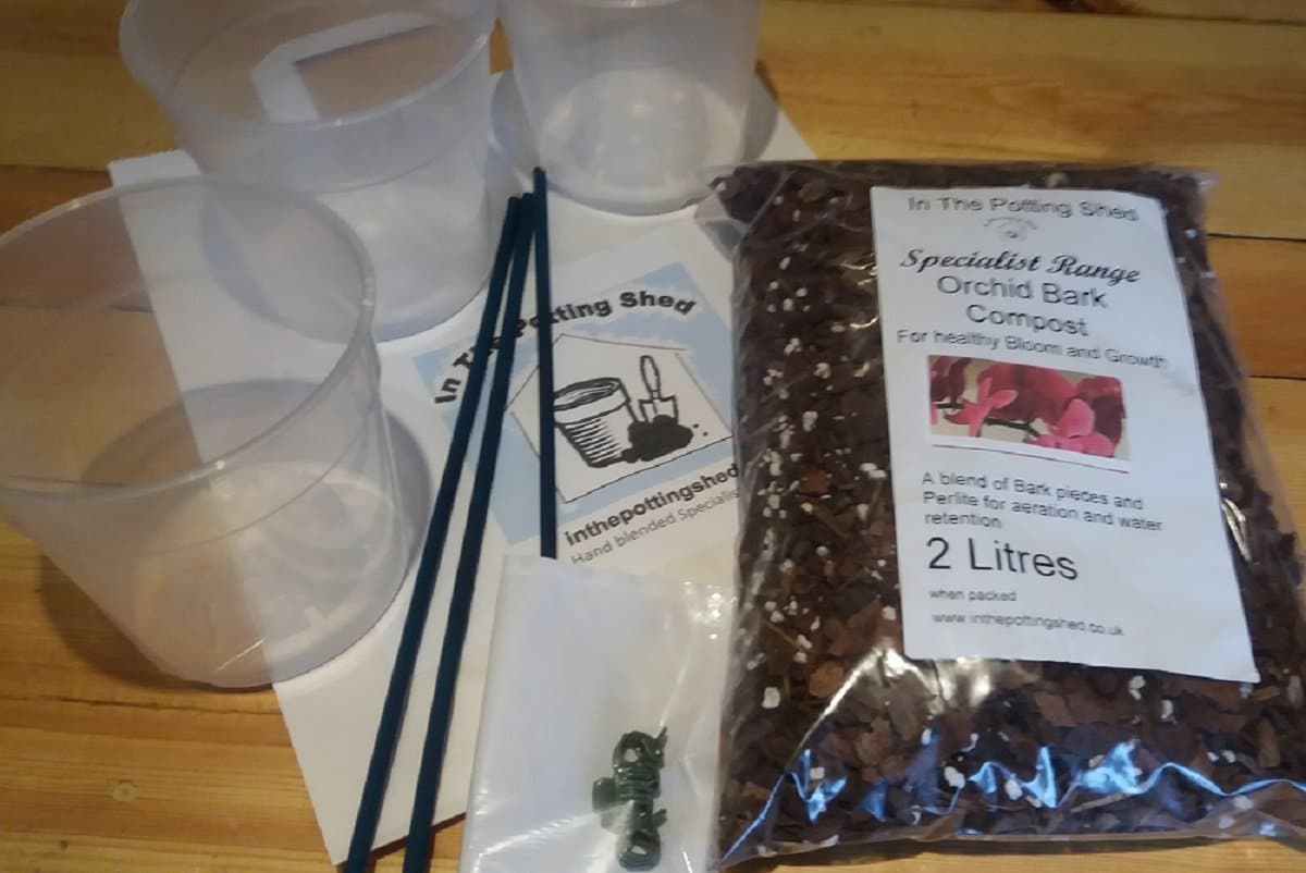 Small Orchid repotting kit