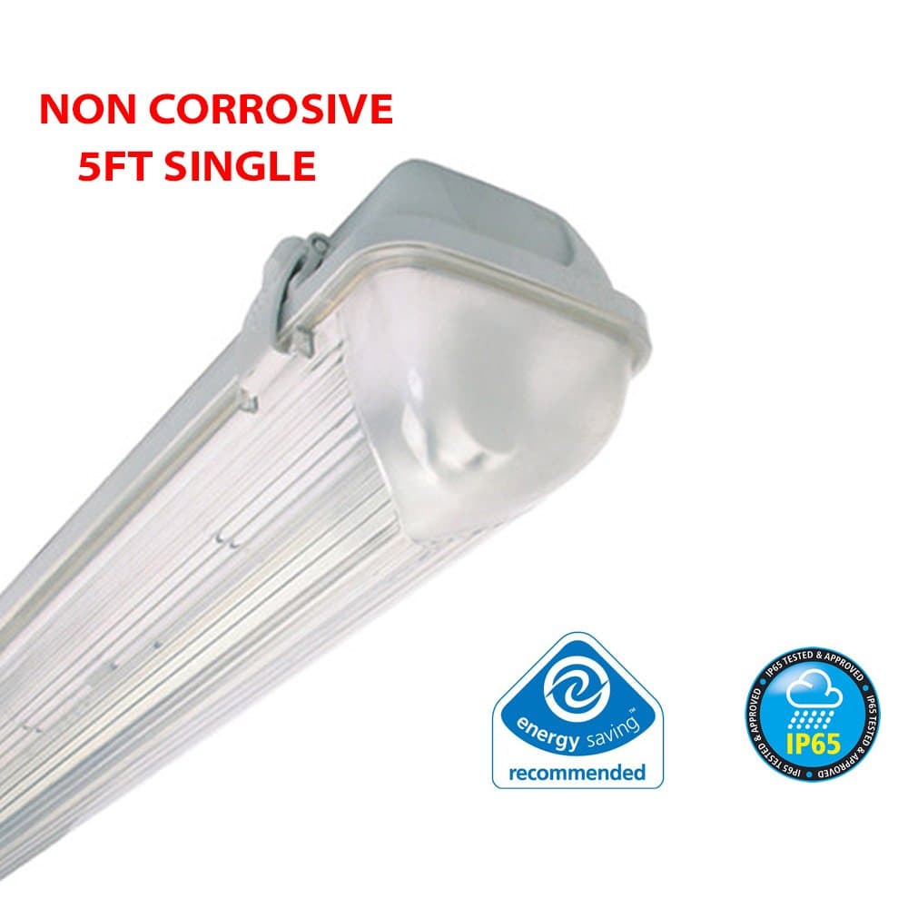 5FT SINGLE NON CORROSIVE WEATHERPROOF FLUORESCENT LIGHT FITTING - IP65 - WEATHERPROOF OUTDOOR STRIP LIGHT - IDEAL FOR GARAGES, WORKSHOP, SHEDS, GREENHOUSES OR COMMERCIAL APPLICATIONS - STURDY CONSTRUCTION - POLYCARBONATE DIFFUSER - HIGH FREQUENCY TRIDONIC CONTROL GEAR - BRANDED - 2 YEAR GUARANTEE