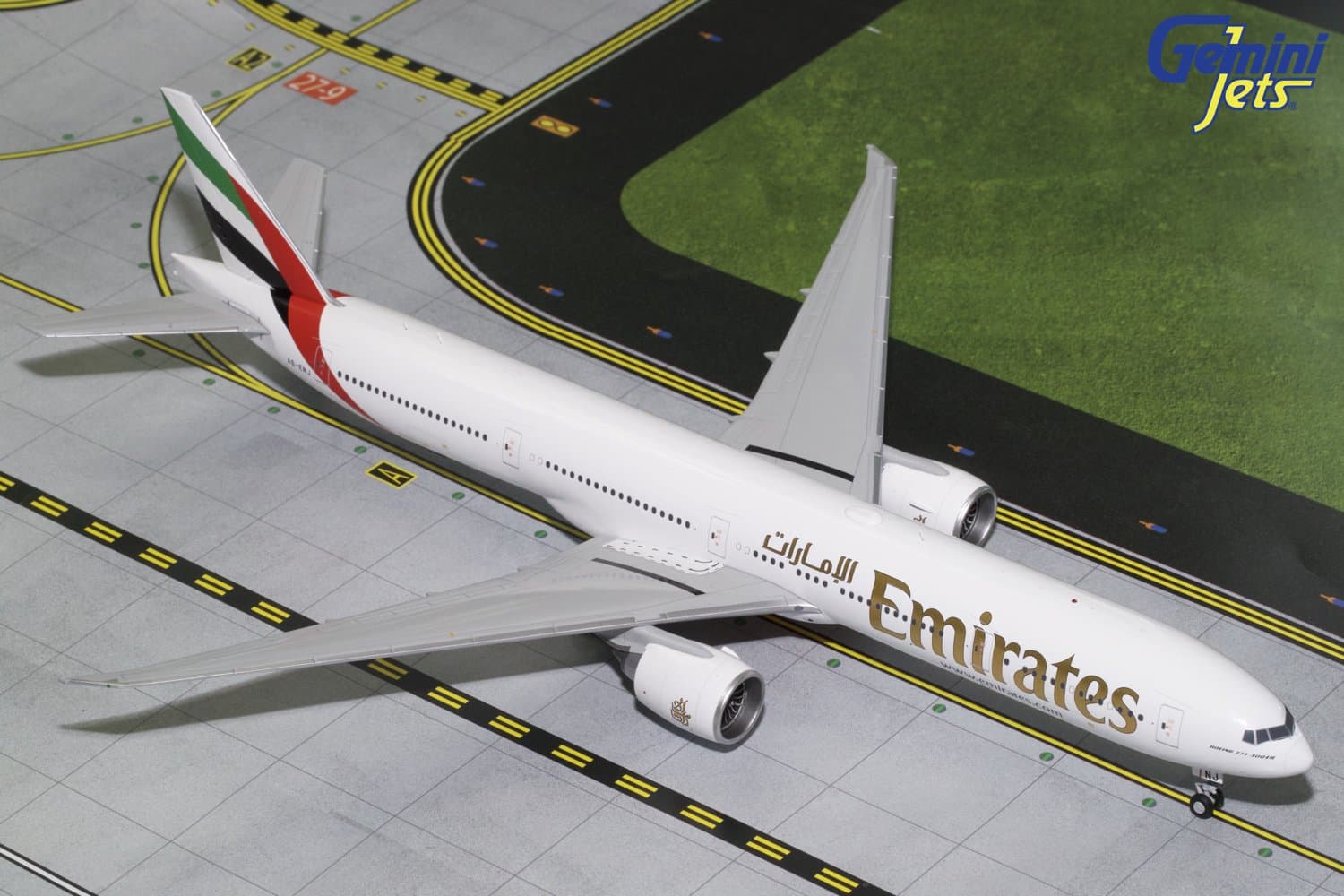 EMIRATES B777-300ER A6-ENJ