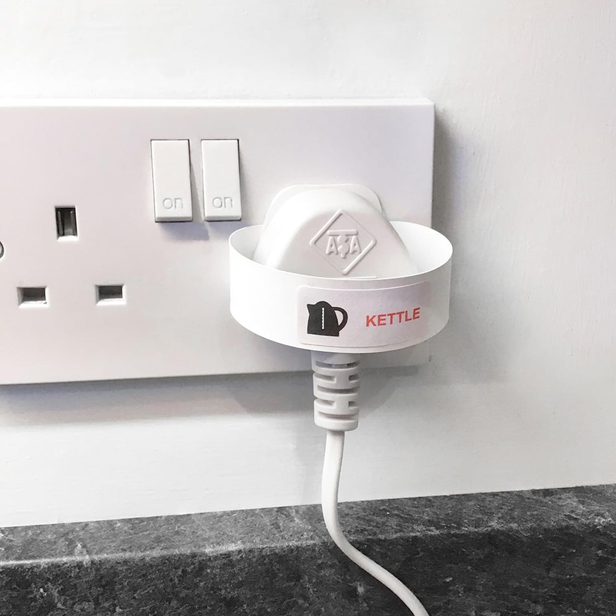 Plug Mate (Pack of 10) - Plug Removal Helping aid, Plug Pulling Helper, Arthritis Plug Grip, Plug Identification Labels