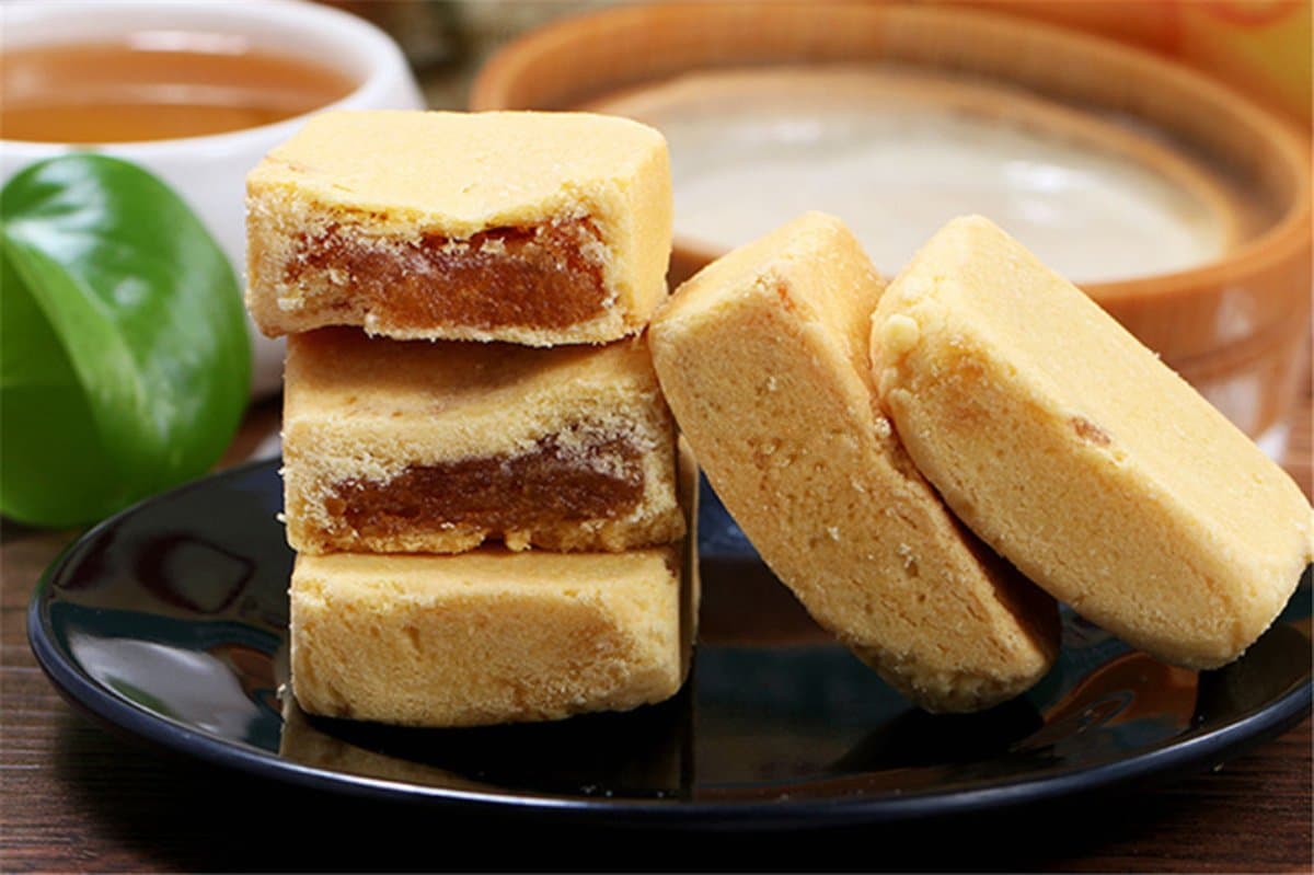 Helen Ou@ Taiwan Specialty: EDO Pack Grapefruit Sandwich Cookie Pie Cake 154g/5.4oz