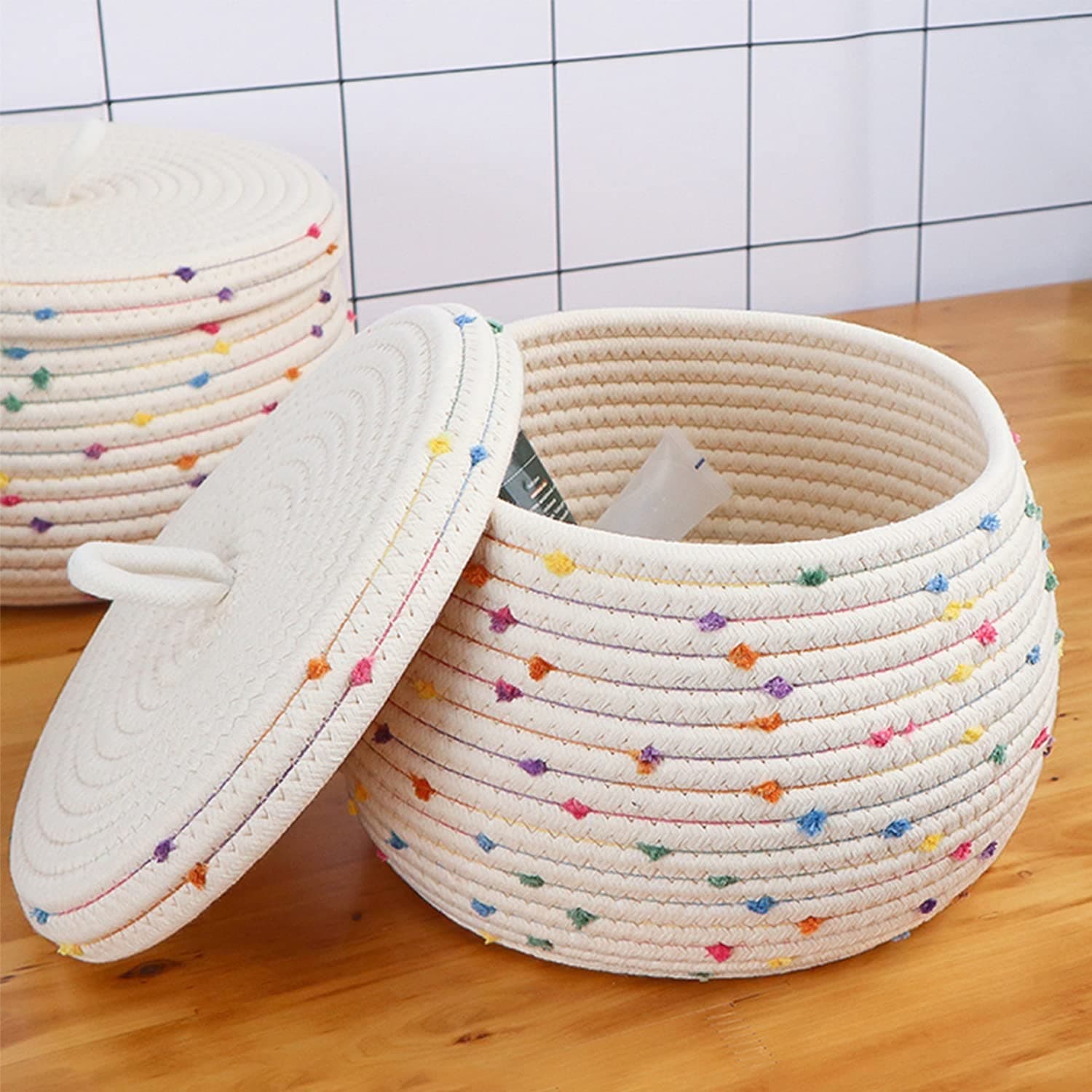 MAKINGTEC Small Round Basket Rope Basket with Lid Decorative Storage Baskets Toy Basket Small Rope Baskets for Organizing Small Basket Bins Storage Toy Box Bathroom Organization Bin