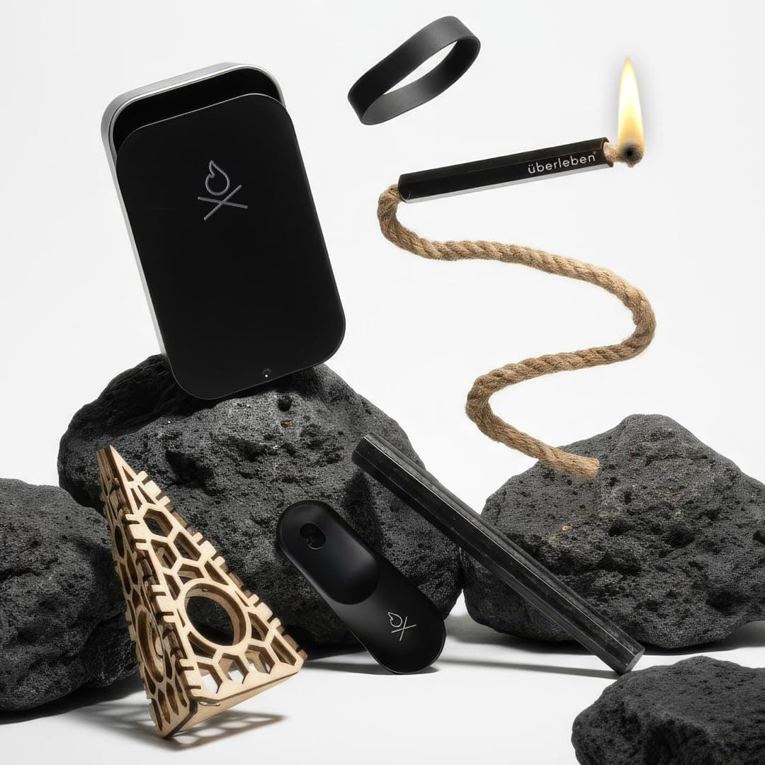 Überleben FIREKIT Survival Fire Starter Kit - All-in-One Fire Starting Kit w/Ferro Rod, Striker, Tinder Wick & Bellow, & Dry Kindling for Camping