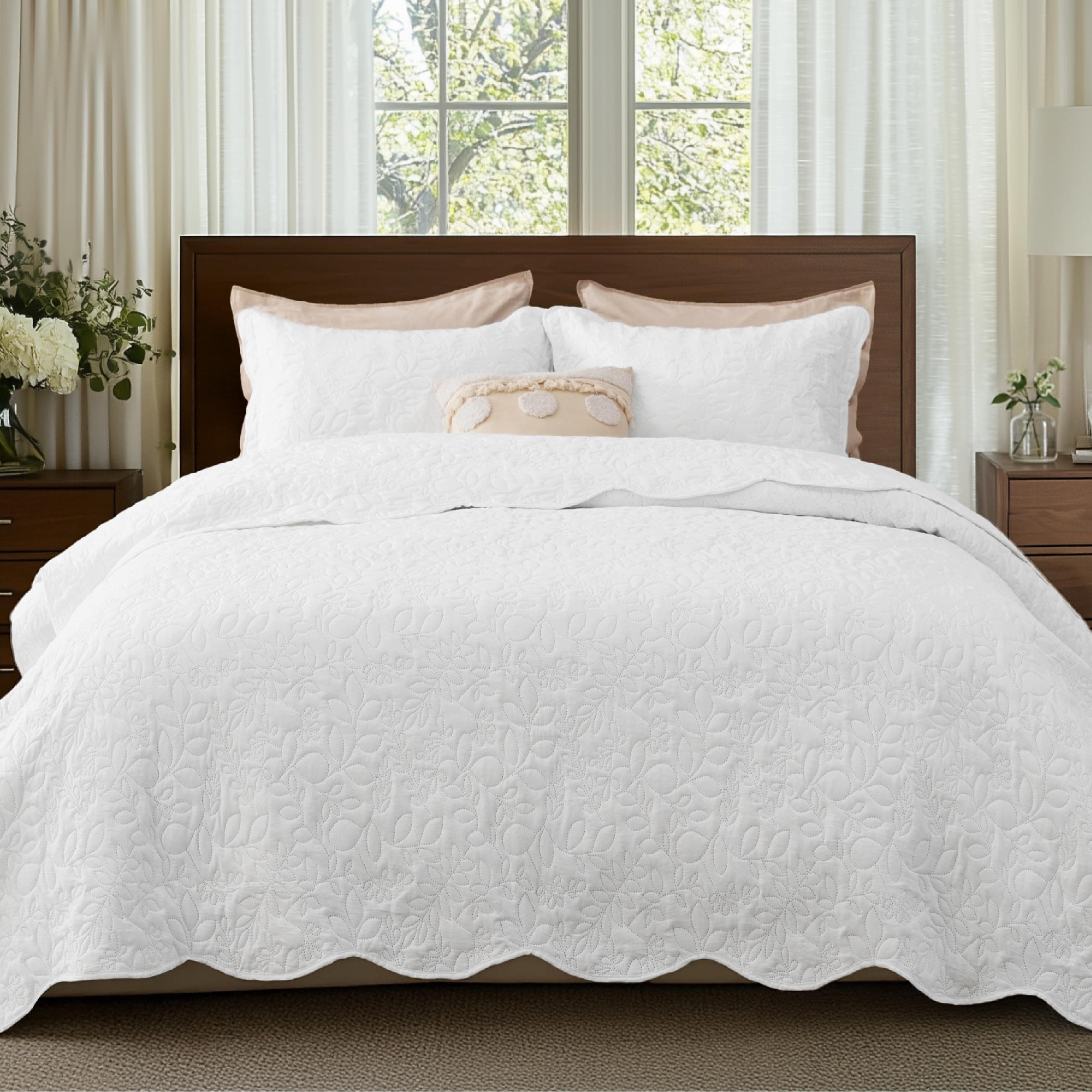 Bedsure Quilt King Size - Ultra Soft Pre-Washed Bedspread - Lightweight Pure White Comforter with 2 Pillow Shams - Summer Bedding Set with Leaf Design 106x96 Inch