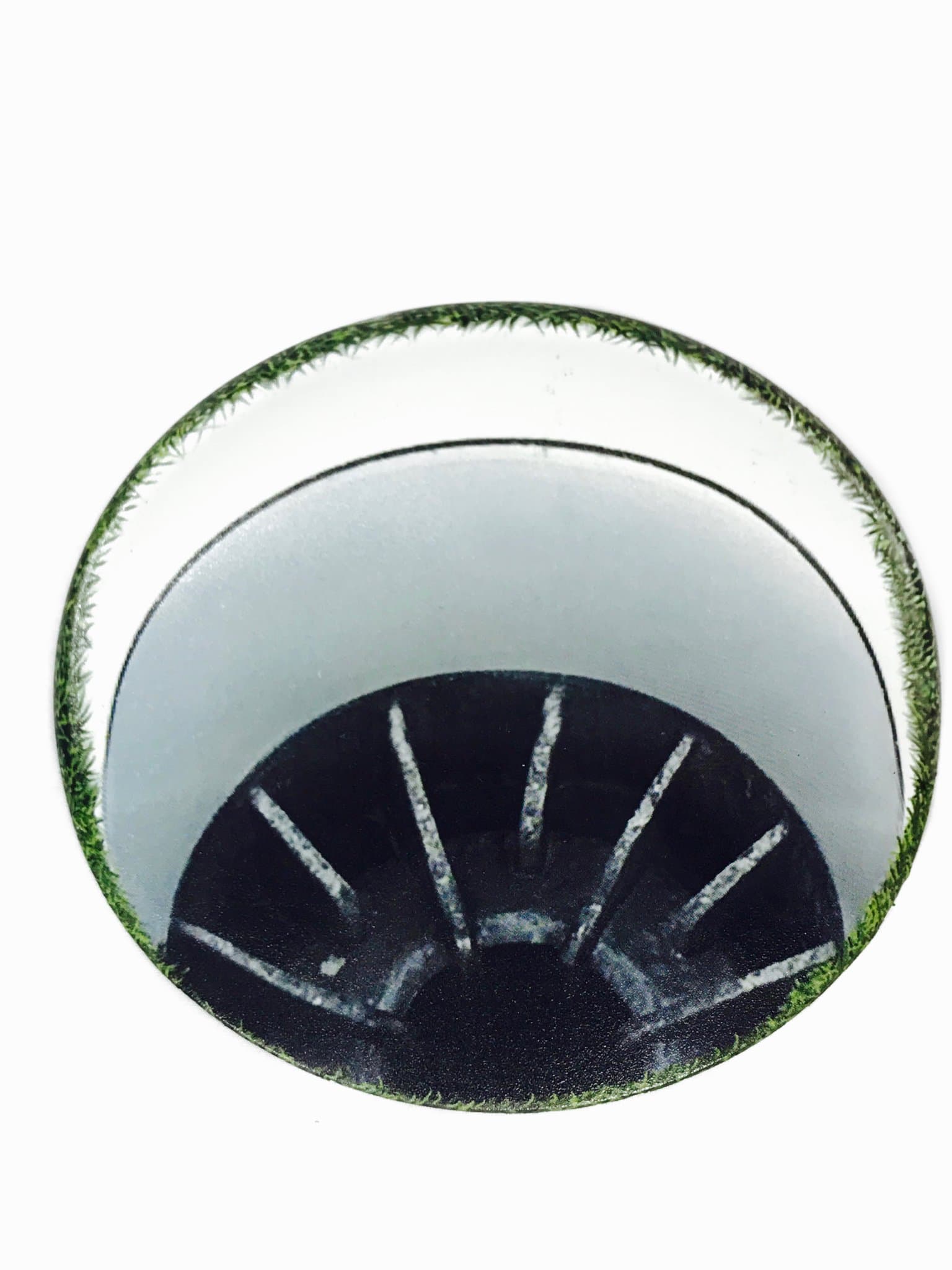 PUTT ANYWHERE (1) 2-3 Foot Training Target.