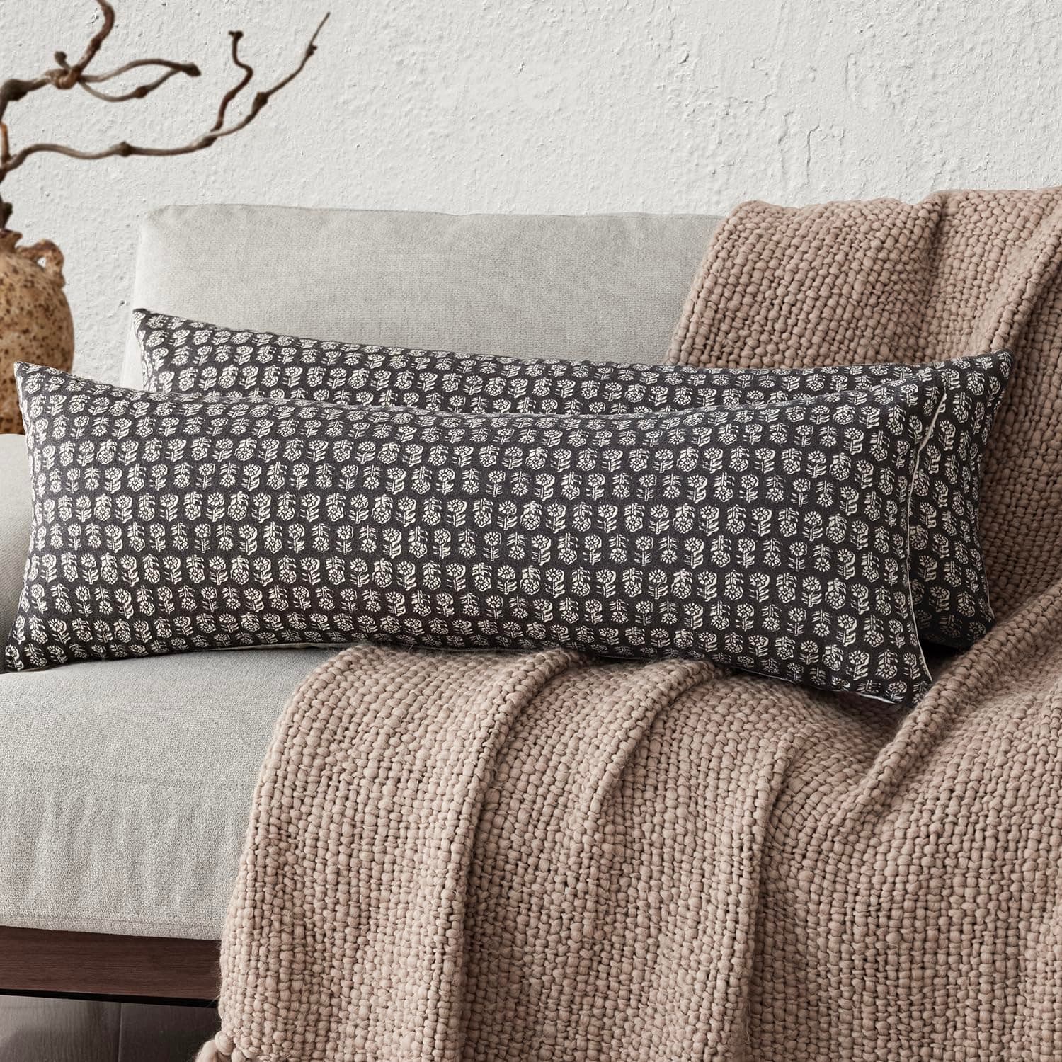 Foindtower Set of 2 Decorative Neutral Body Lumbar Throw Pillow Covers Vintage Accent Farmhouse Cushion Covers Boho Floral Home Decor for Sofa Couch Chair Bedroom Living Room,14×36 Inch,Black