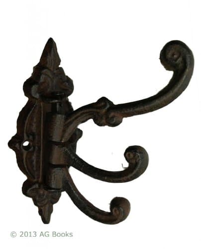 Swivel Wall Hook – 3 hangers – Cast Iron