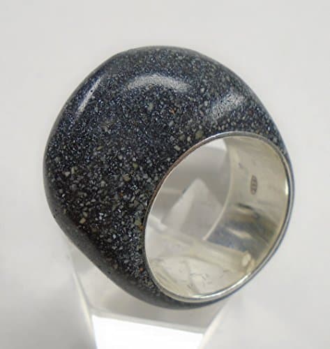 Silver ring with black stone reconstituted and rounded, with personalized text