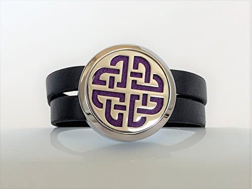 Celtic Knotwork Aromatherapy Bracelet - Fivefold Fox - Essential Oil Diffuser - Openwork Stainless Steel Locket - Eight colored felt pads included