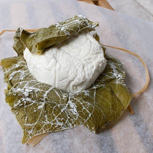 Hoja Santa Goat Cheese Bundle (6 ounce)