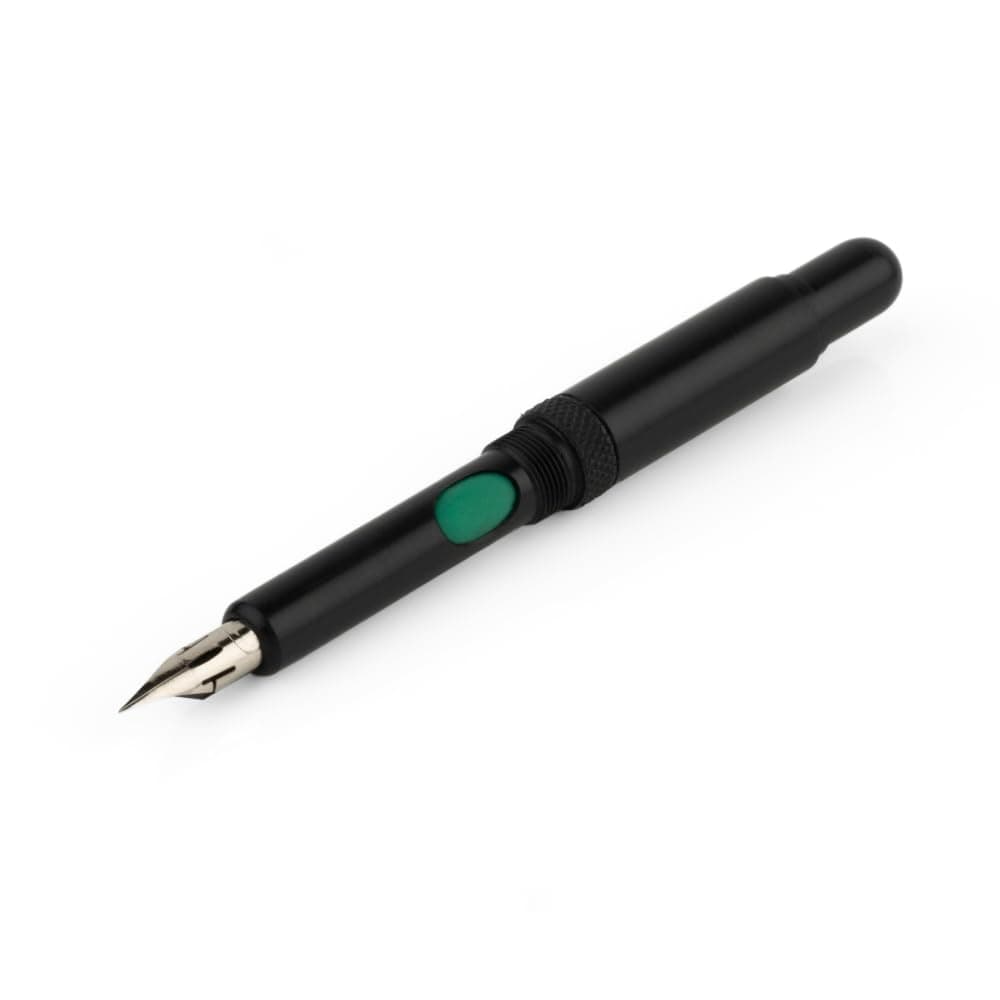 Manga G Zebra Pump Pen - Insert and remove the nib with ink or paint