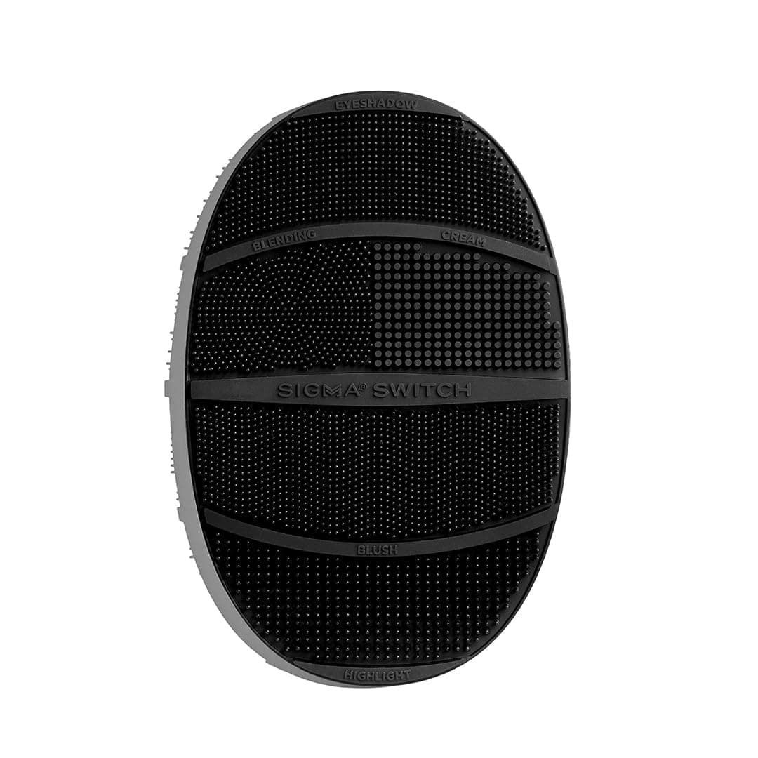 Sigma Beauty Switch, Silicone Makeup Shade Switching Tool Flexible Mat Portable Cosmetic Brush Cleaner with Double-Sided Textures (Switch)