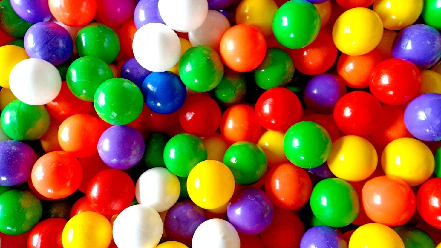 EEVOVEE 144 Pcs 4 Cm Soft And Safe Multi Colour Fun Packed Plastic Pool Balls For Kids. 8 Colorful, Stimulating And Easy-To-Grasp Plastic Balls - Softball