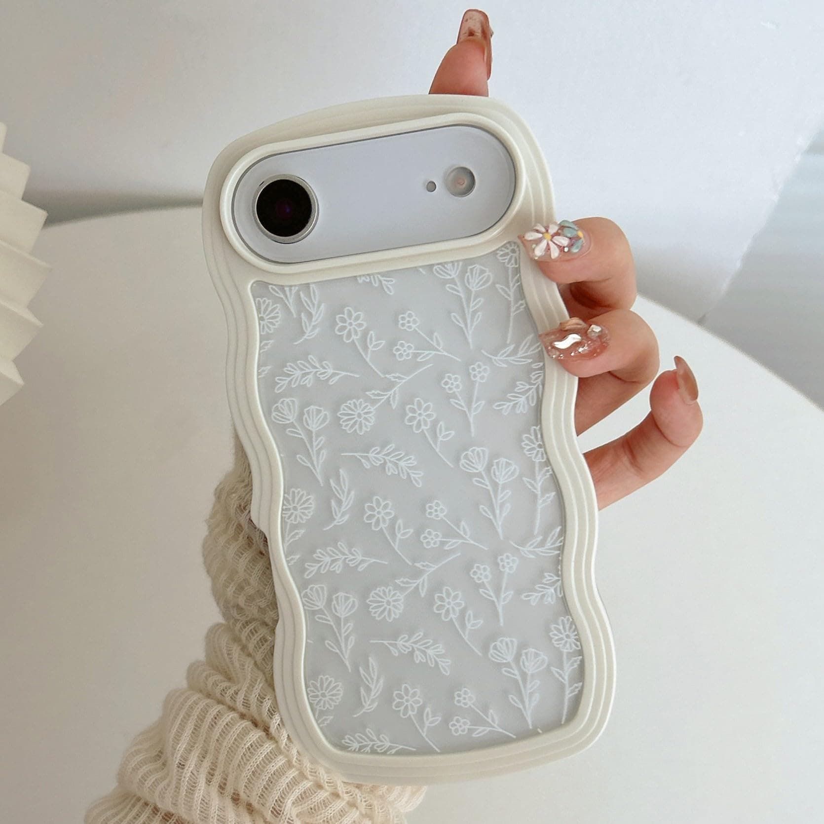 QLTYPRI for iPhone Air Case, Cute Curly Wave Frame Clear Case for Girls Women, Flower Clear TPU Bumper Slim Soft Silicone Shockproof Protective Phone Cover for iPhone Air - White Floral