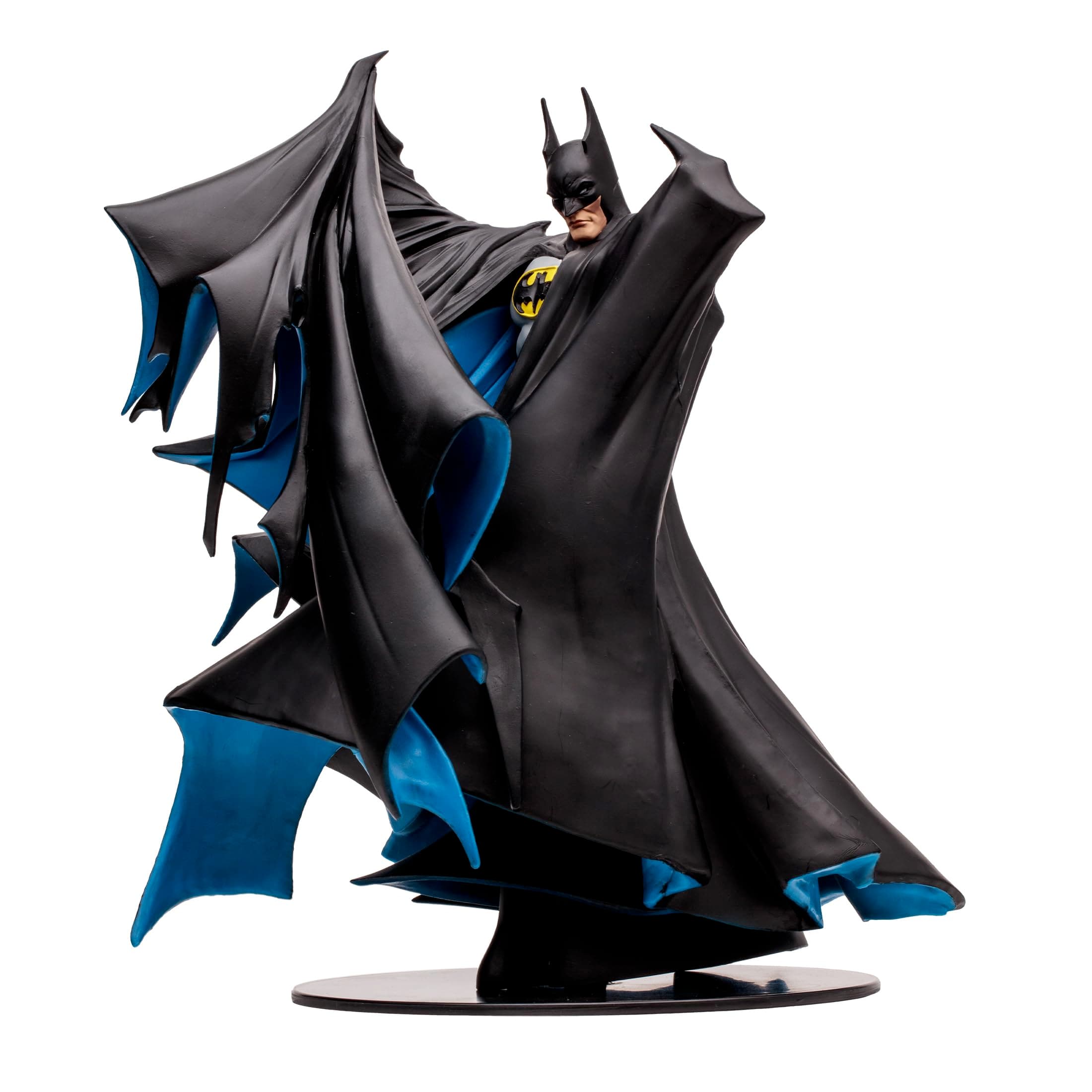 Dc Direct - Batman 1:8 Scale PVC Statue By Todd Mcfarlane