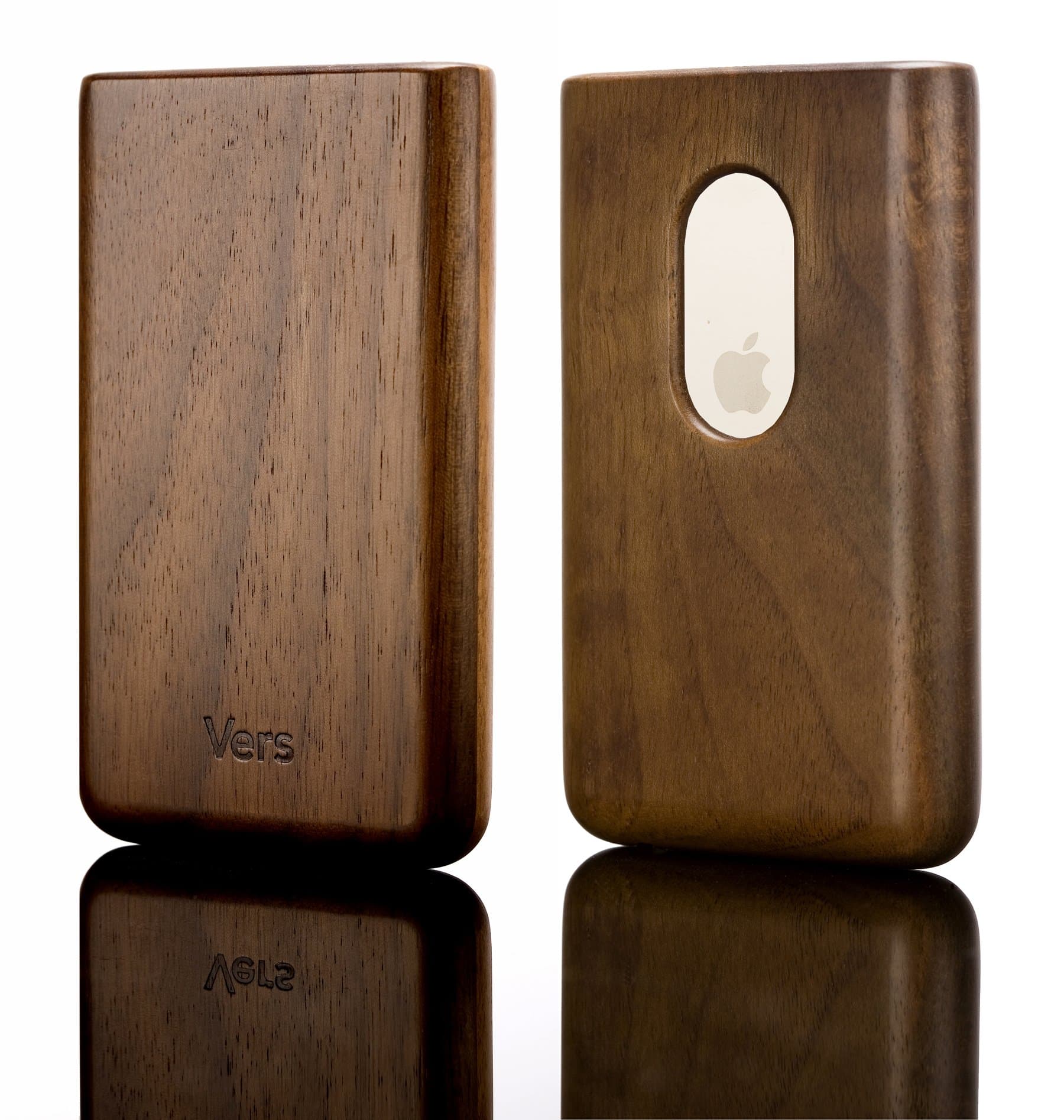 Vers Handcrafted Wood Slipcase for iPod Touch (Cherry)
