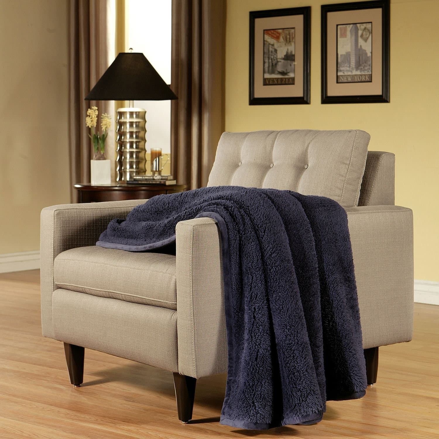 Ultimate Softest Cudley Micro Mink Piping Luxury Throw - (Navy)