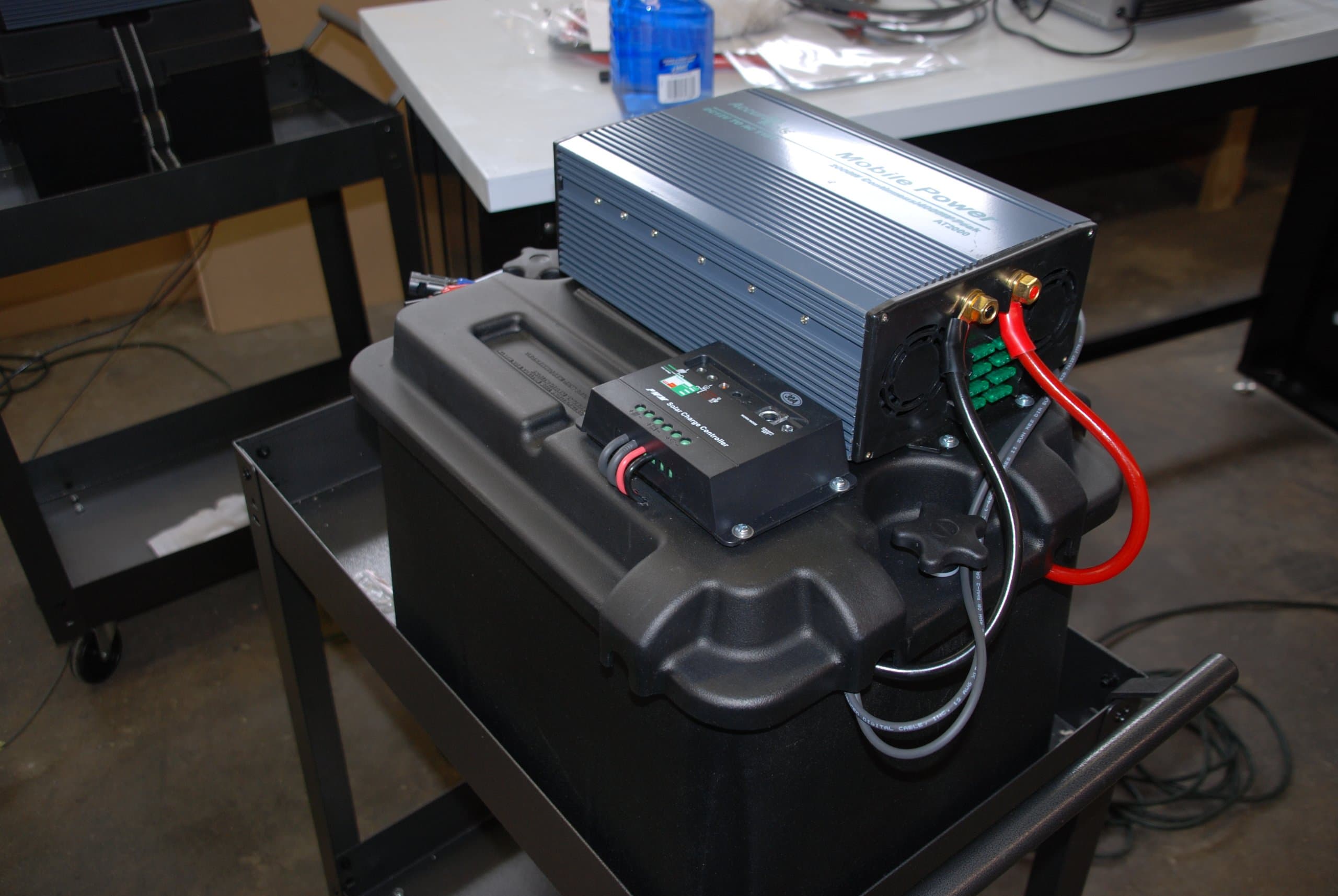 135 Amp 4000 Watt Peak Power Solar Generator