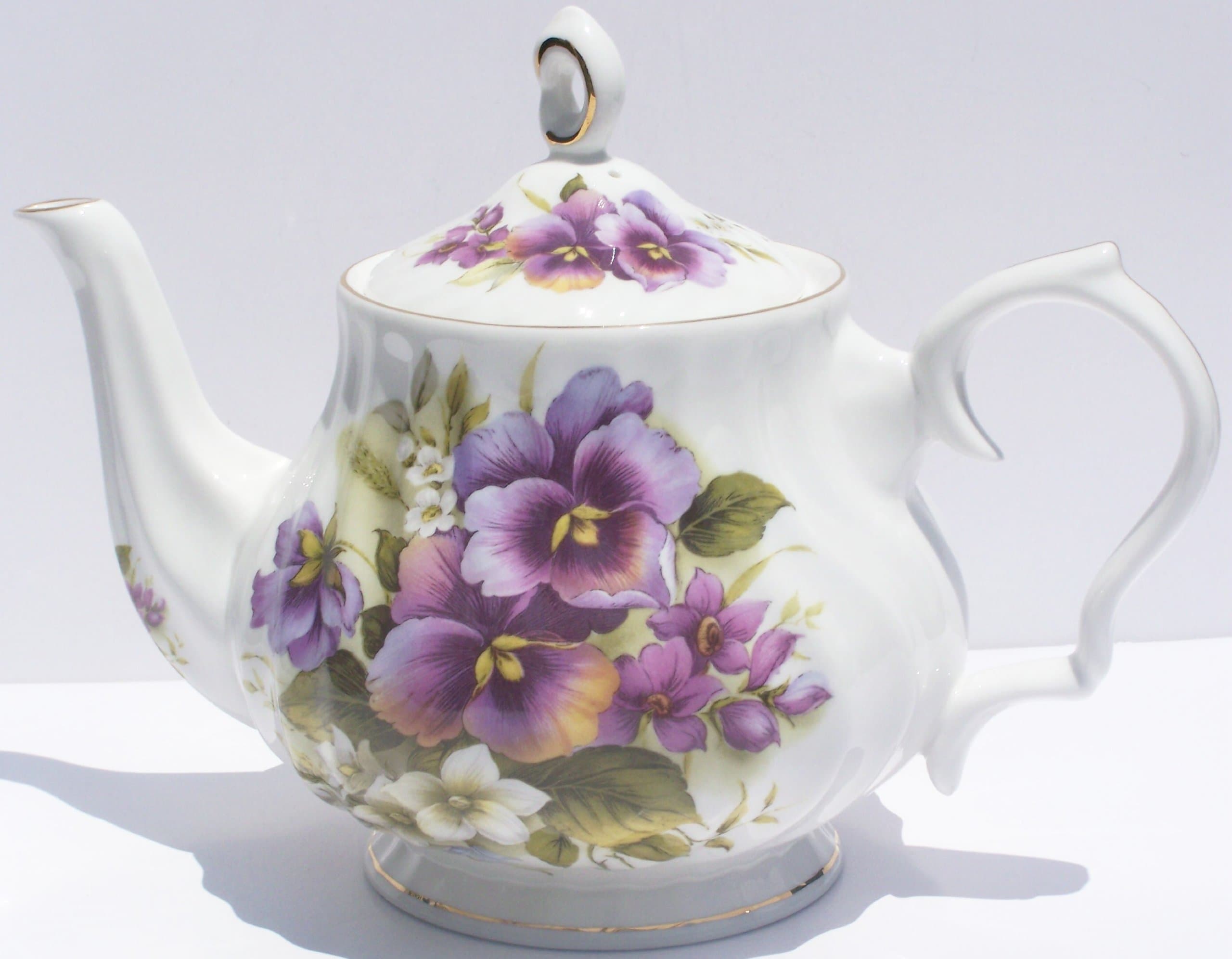 Fine Bone China Teapot - Pansy Chintz