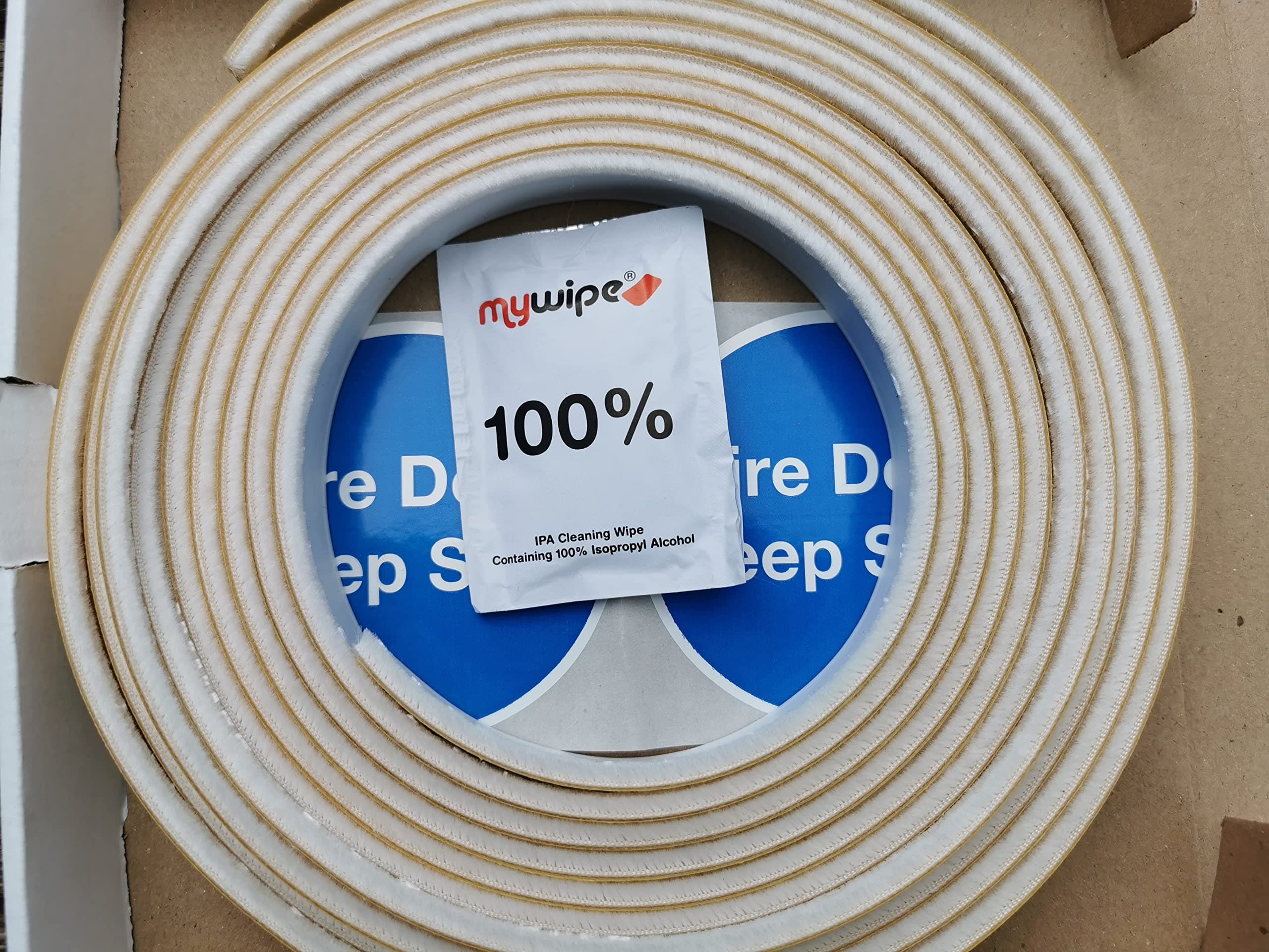 White Self Adhesive Surface Mounted Intumescent Strip with Brush, 5.2m BS476: Part 22 30 Mins